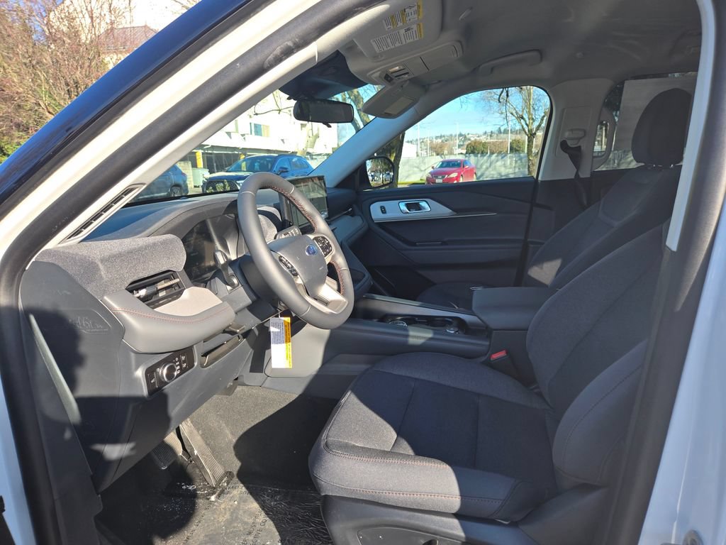 New 2026 Ford Explorer Active AWD/4WD image 12
