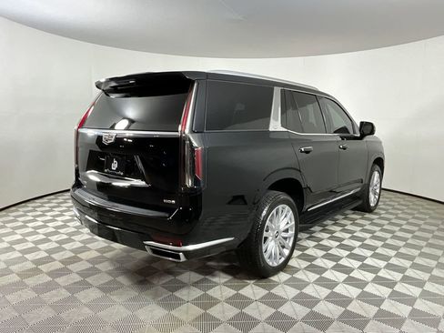 Used 2023 Cadillac Escalade Luxury image 4