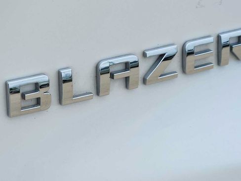 Used 2023 Chevrolet Blazer Premier w/ Driver Confidence II Package FWD image 35