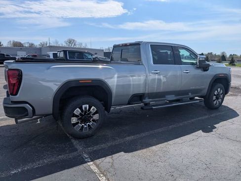 New 2026 GMC Sierra 2500 Denali w/ Denali Reserve Package AWD/4WD image 8