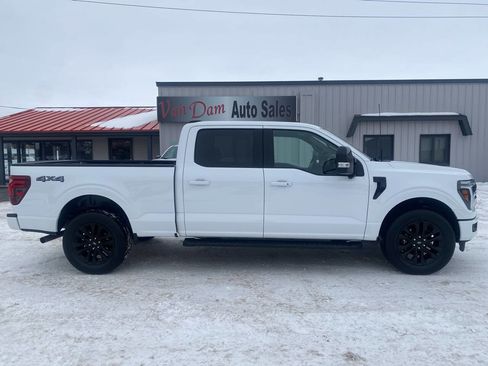 Used 2025 Ford F150 Lariat image 2