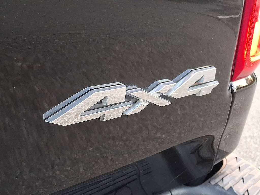 Used 2023 RAM 1500 Big Horn AWD/4WD image 30