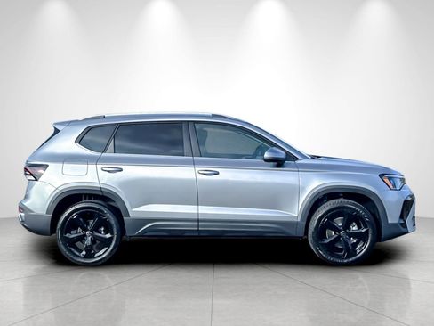 New 2026 Volkswagen Taos SEL AWD/4WD image 6