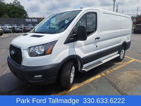 Used 2025 Ford Transit 250 Low Roof w/ Exterior Upgrade Package RWD image 2