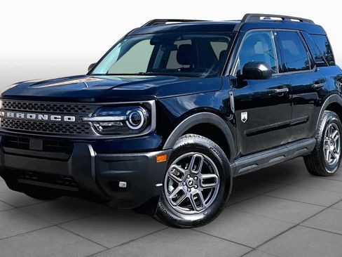 Used 2025 Ford Bronco Sport Big Bend w/ Convenience Package image 2