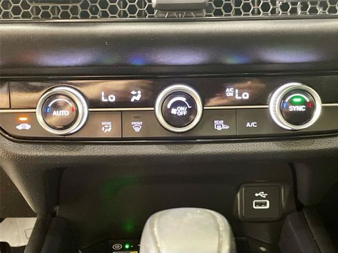 Used 2023 Honda HR-V EX-L image 9