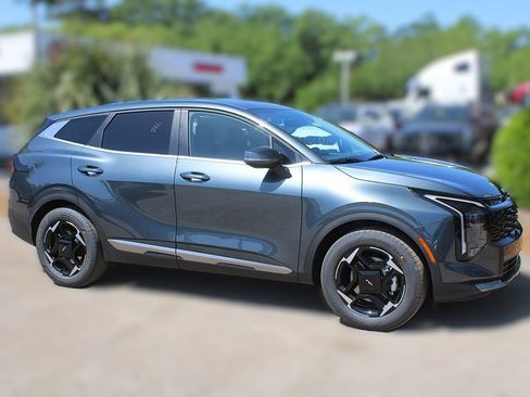 New 2026 Kia Sportage EX FWD image 4