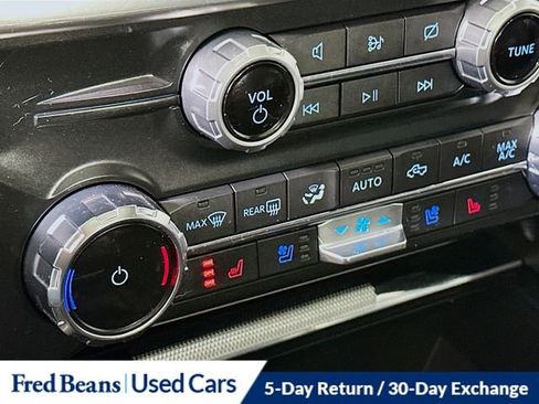 Used 2022 Ford F150 Lariat image 23