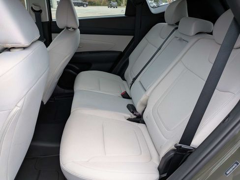 Certified 2026 Hyundai Tucson SE FWD image 14