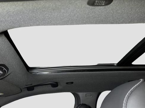 New 2025 Jeep Grand Cherokee Limited w/ Luxury Tech Group II image 25