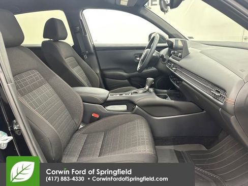 Used 2024 Honda HR-V Sport image 9