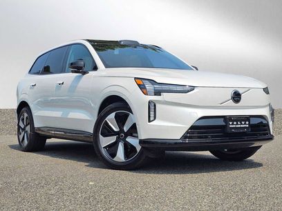 New 2025 Volvo EX90 Plus