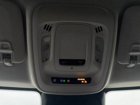 Used 2024 Buick Envision Preferred image 28