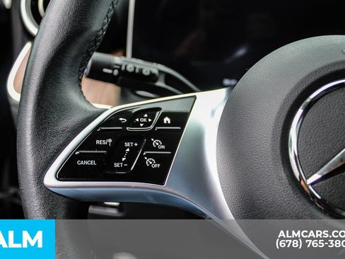 Used 2023 Mercedes-Benz GLC 300 image 24