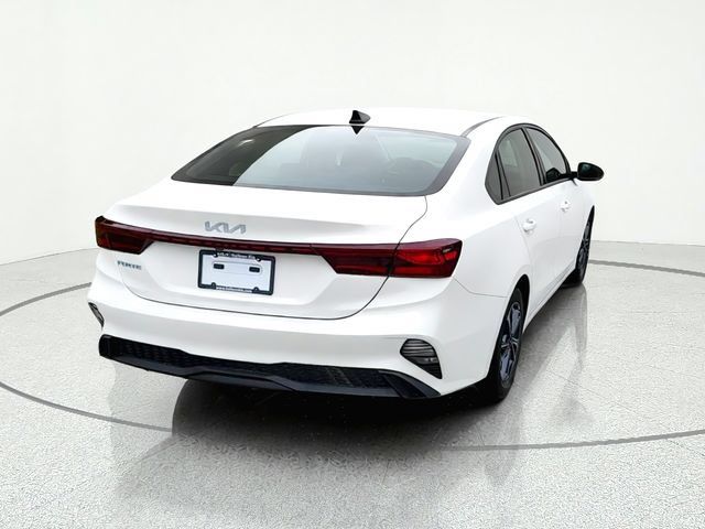 Certified 2023 Kia Forte LXS w/ LXS Technology Package FWD image 5