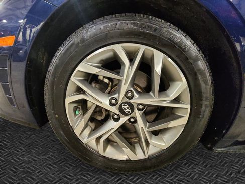 Used 2021 Hyundai Sonata SEL w/ Preferred Accessory Package image 11