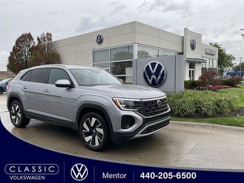 Used 2026 Volkswagen Atlas Cross Sport SE AWD/4WD image 1