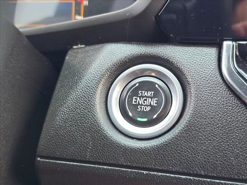 Used 2023 Chevrolet Colorado W/T RWD image 19