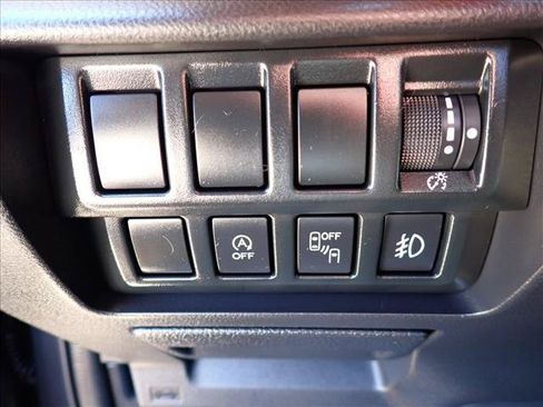 Used 2020 Subaru Forester Premium AWD/4WD image 15