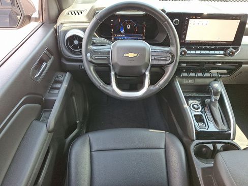Used 2023 Chevrolet Colorado LT w/ LT Convenience Package III AWD/4WD image 12
