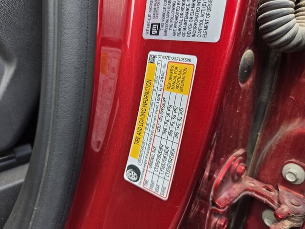 Used 2025 GMC Sierra 2500 AT4X AWD/4WD image 6