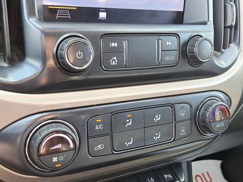 Used 2020 GMC Canyon Denali image 23