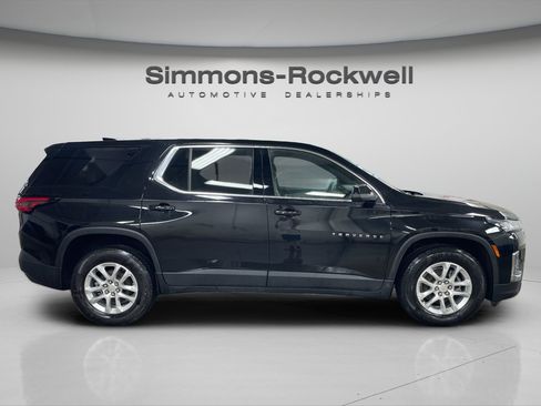 Used 2023 Chevrolet Traverse LS w/ LPO, Floor Liner Package AWD/4WD image 6