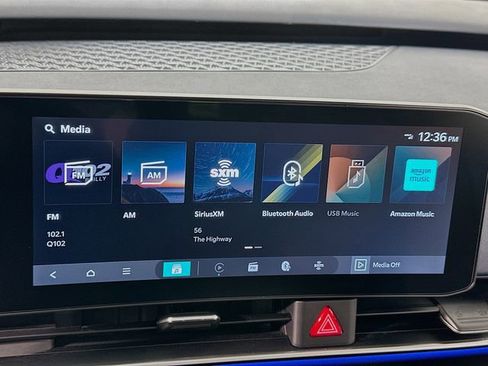 Used 2025 Kia Carnival SX Prestige FWD image 14
