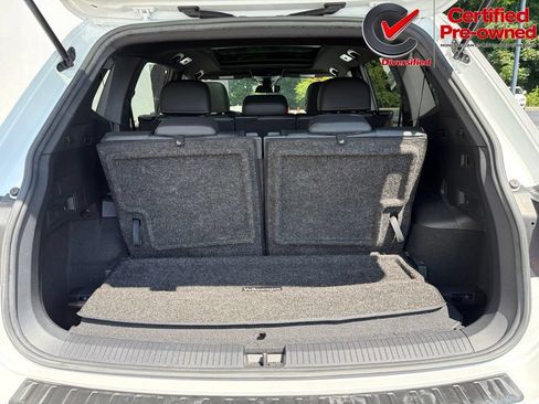 Used 2022 Volkswagen Tiguan SE R-Line FWD image 23