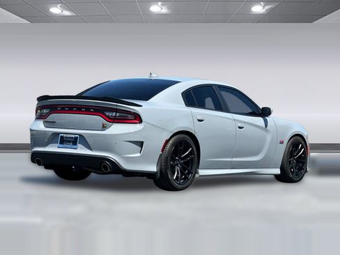 Used 2022 Dodge Charger Scat Pack w/ Dynamics Package RWD image 8