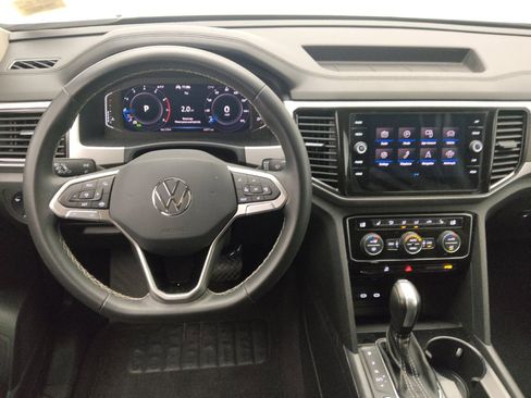 Used 2023 Volkswagen Atlas SE w/ Black Wheel Package FWD image 22