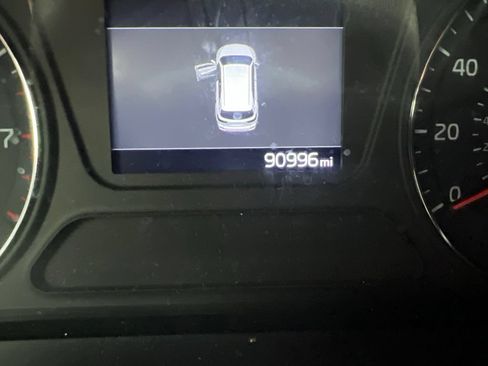Used 2019 Kia Sorento AWD V6 image 9