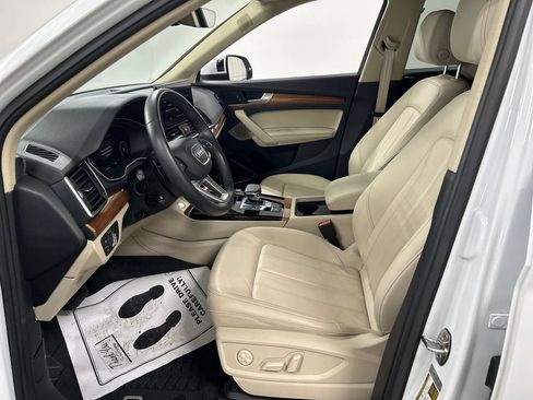 Used 2023 Audi Q5 2.0T Premium Plus w/ Premium Plus Package AWD/4WD image 10