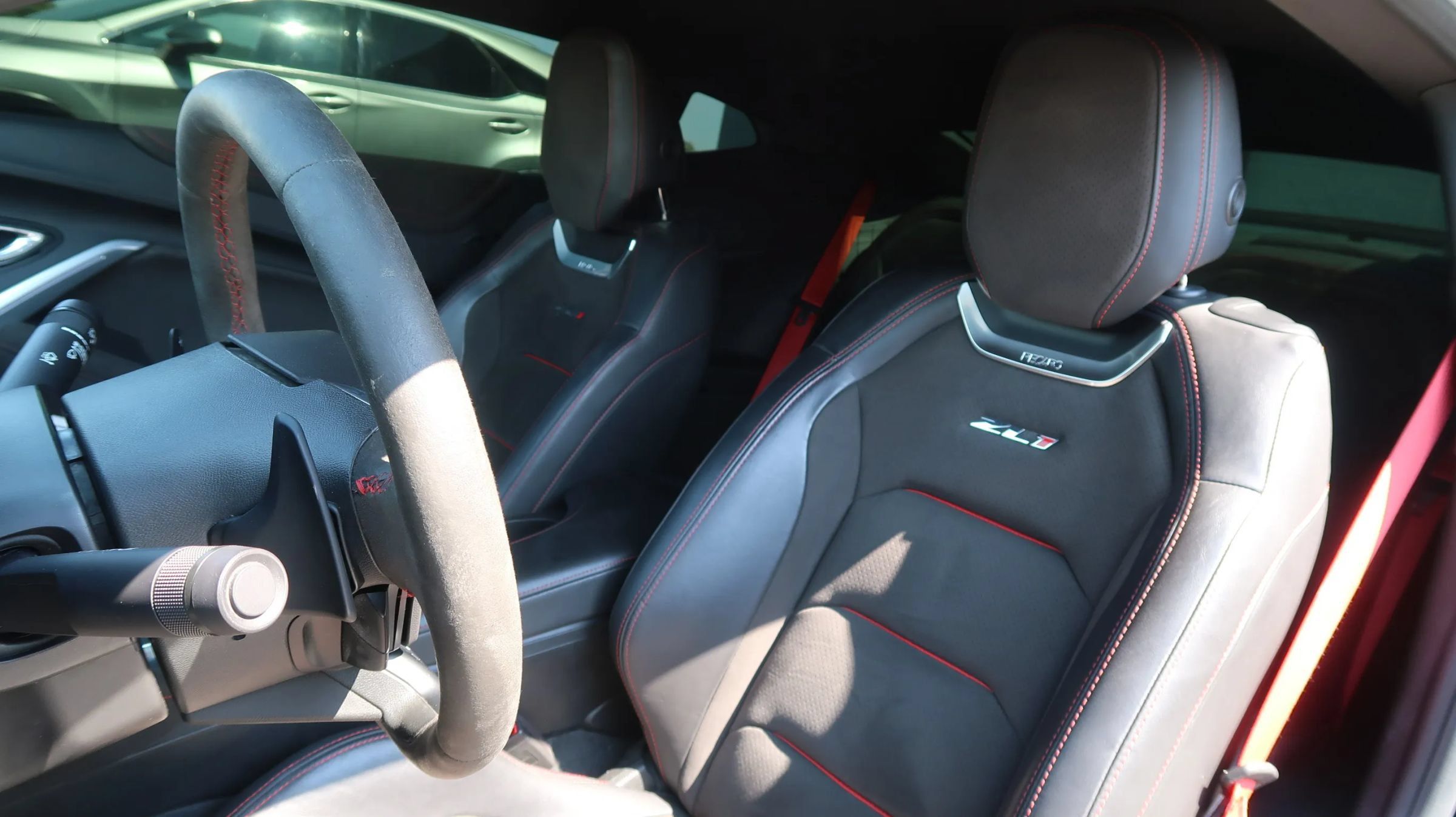 Used 2018 Chevrolet Camaro ZL1 RWD image 18