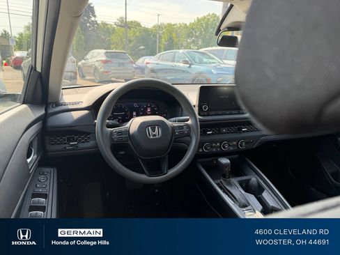 Used 2023 Honda Accord EX image 17