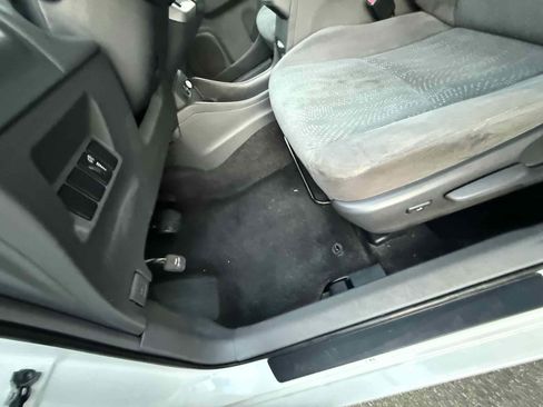 Used 2014 Toyota Prius V Two FWD image 51