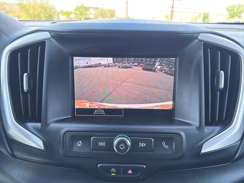 Used 2024 GMC Terrain SLE AWD/4WD image 14