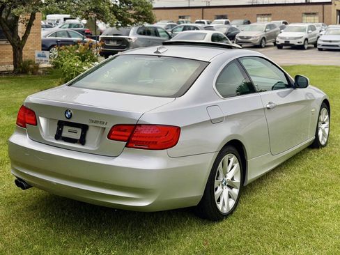 Used 2011 BMW 328i xDrive Coupe AWD/4WD image 7