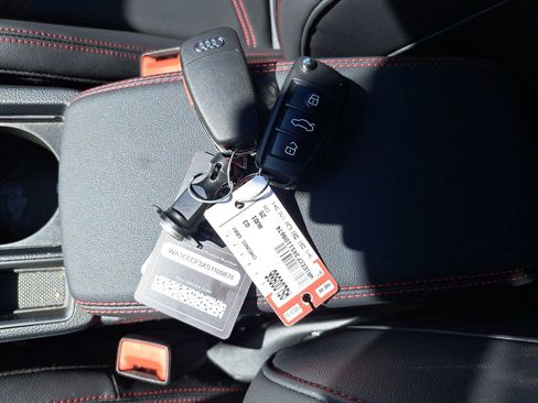 Used 2025 Audi Q3 2.0T Premium Plus w/ Premium Plus Package image 10