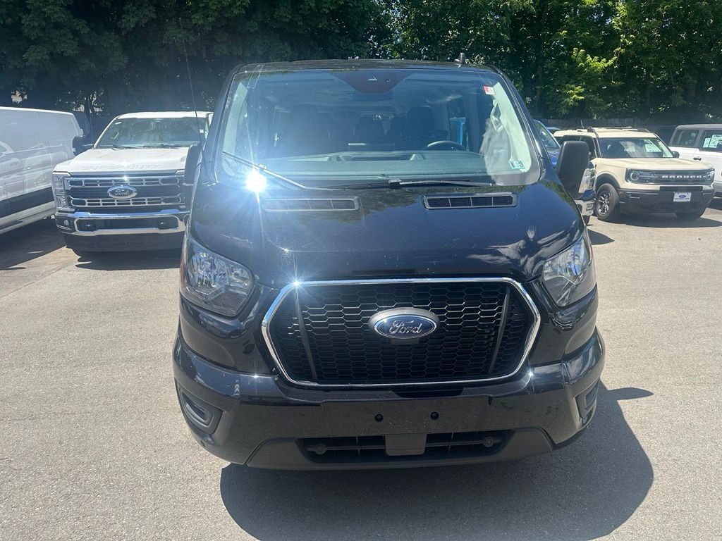 Used 2024 Ford Transit 350 XLT RWD image 2