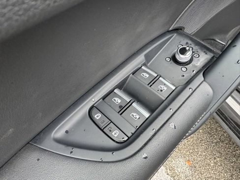 Used 2023 Audi Q5 2.0T Premium Plus image 11