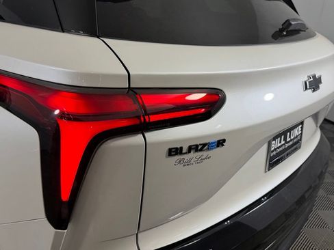 Used 2024 Chevrolet Blazer EV RS AWD/4WD image 15
