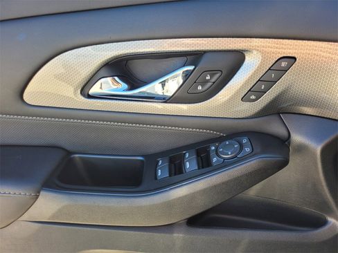 Certified 2023 Chevrolet Traverse Premier w/ Redline Edition image 24