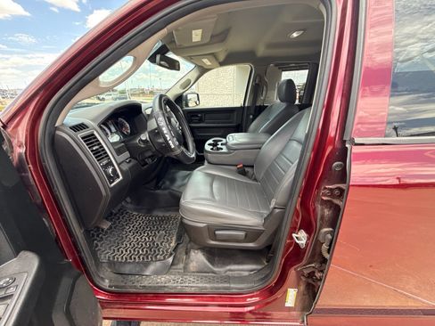 Used 2019 RAM 1500 Tradesman RWD image 5