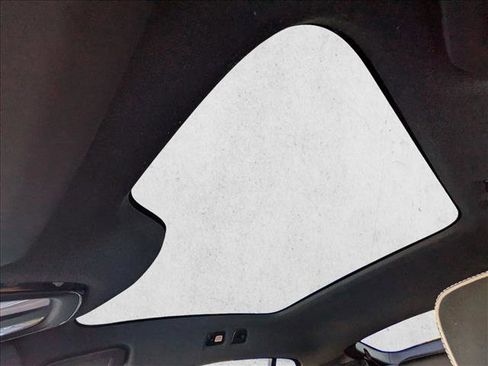 Certified 2023 Volvo C40 P8 Recharge Ultimate image 16