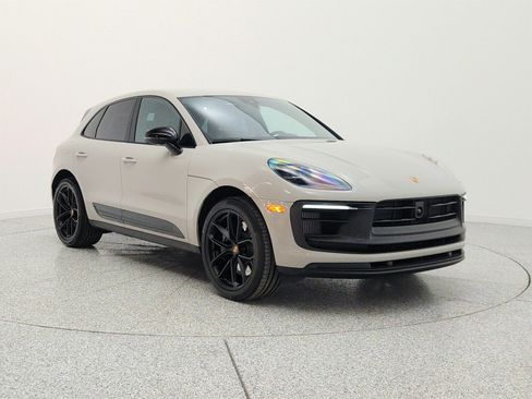 Used 2024 Porsche Macan GTS AWD/4WD image 3