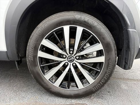 Certified 2025 Nissan Pathfinder Platinum w/ Cargo Package image 27