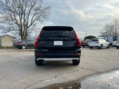 Used 2016 Volvo XC90 T6 Momentum w/ Momentum Plus Package image 6