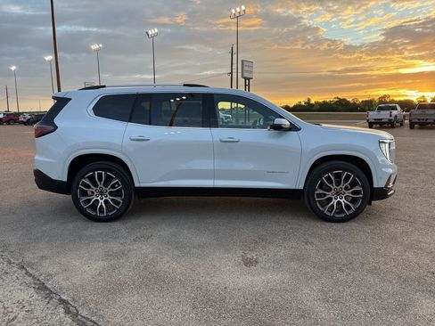 New 2026 GMC Acadia Denali Ultimate image 7