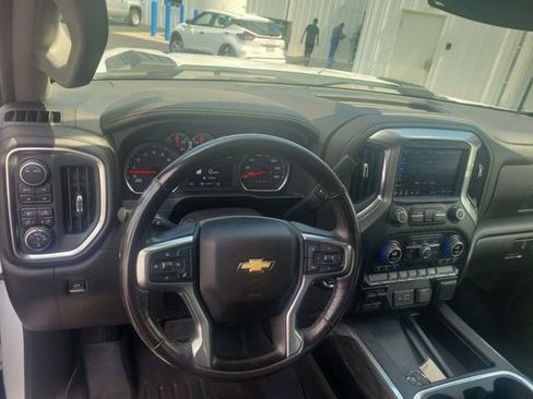 Used 2022 Chevrolet Silverado 2500 LTZ w/ LTZ Convenience Package image 15